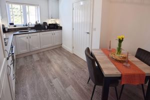 Kitchen/Diner- click for photo gallery